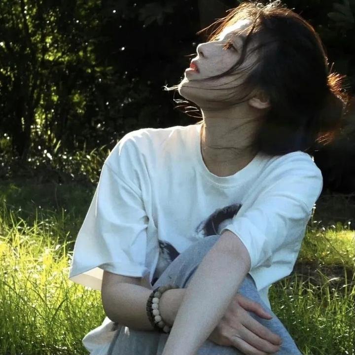 悲伤秘密摇篮曲